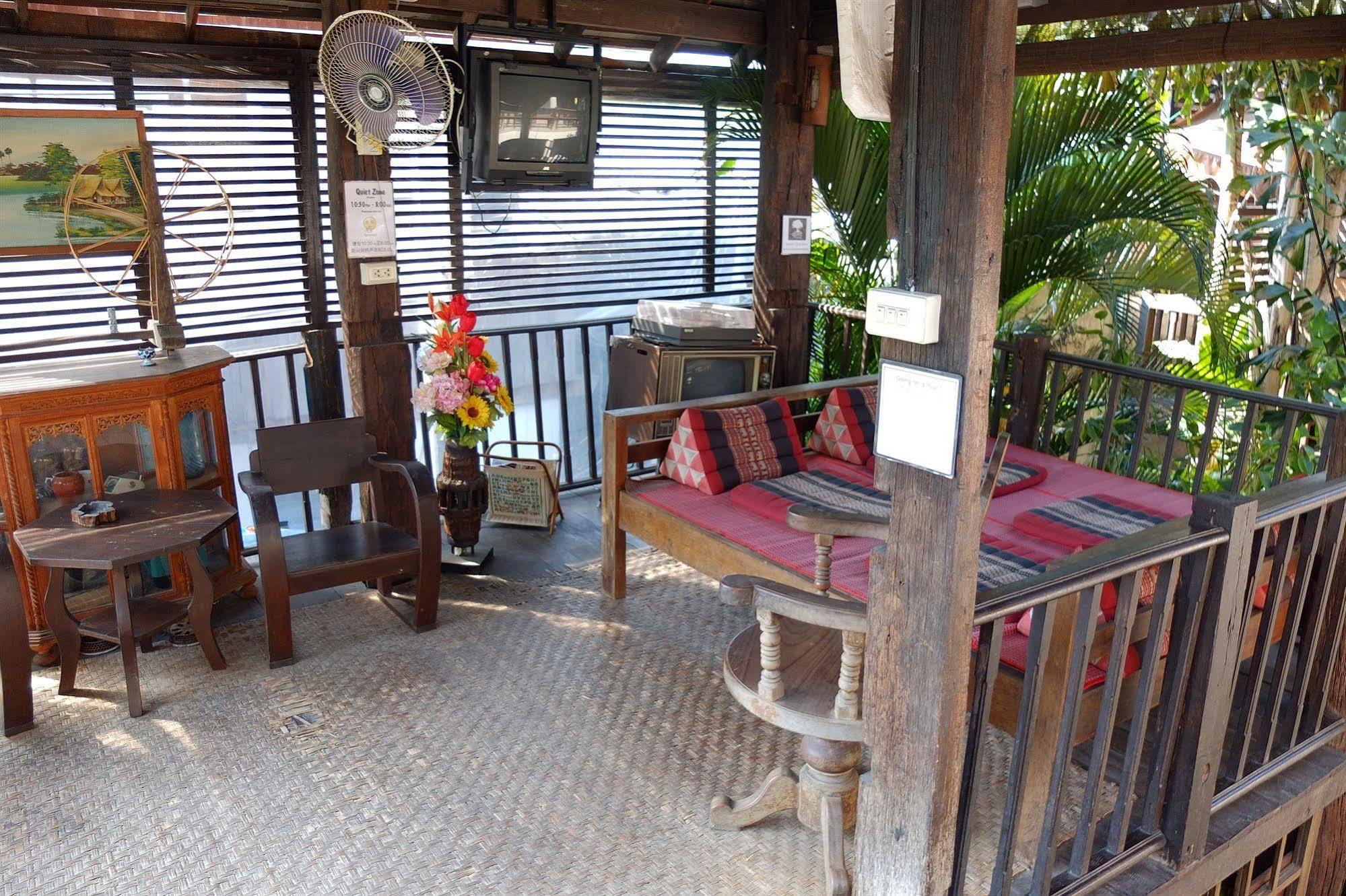 Saithong Guesthouse Chiang Mai Exterior foto